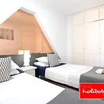 Albatros Apartments I Few Metres To Beach I Low Floor I Free Welcome Pack I Free Netflix I Free Wifi