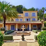 Unique Villa With A Homey Atmosphere In Altea La Vella