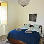 Historic Apartment By Mercado Central By Nras