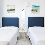 Breathtaking View 2-Bedroom Apartment