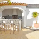 Graham Holiday Rentals - La Palmera