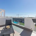 Calle Bullas Topfloor Lejlighed