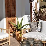 Villa Azuro Spectacular Ibiza Style Villa With Heated Private Pool Near Padel Court