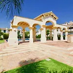 Residencial La Pontana