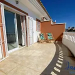 Laguna Townhouse Overlooking Communal Pool Lom01