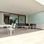Acacia Golf Apartment @ Las Colinas Golf