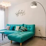 Marine And Chrome Sea View Apartment