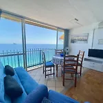 Las Palmeras Sea View Apartment