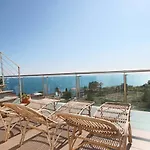 Borumbot Penthouse 8431 - Costa Carpediem