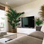 Apartamento En Complejo Mascarat Beach, Pb73B