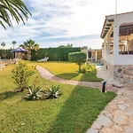 Stunning Home In El Campello With Wifi