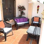 Villamartin, Lovely 2 Bed House, Short Walk To The Plaza.