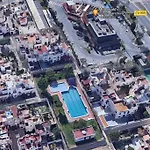 Apartamento En Residencial Azahar Del Mar