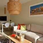 Penthouse With Sea And Mountain View By Nras