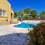 0302 - Villa Pera