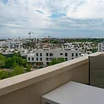 2 Bed Penthouse With Large Solarium And Sea Views
