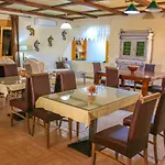 Villa Aurora B&B