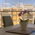 Green Hills Luxury Apartment With Comm Pool