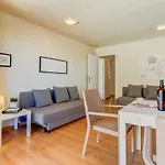 Ranchos Apartment