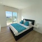 Naranjo 59 - Stunning Three Bedroom Las Colinas Penthouse