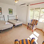 Celia - Oceanfront Villa In Costa Blanca