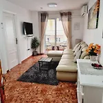 Lovely 2-Bed Apartment In Torrevieja Near Beach