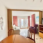 Apartment In Av Mediterraneo
