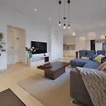 Begane Grond Appartement Met Zeezicht Voor Maximaal 6 Personen En 1 Baby