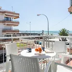 Apartment With Stunning Sea Views