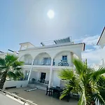 Fortuna Penthouse With Roof Terrace, Ac And Pool