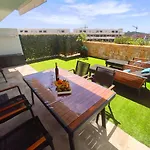 Bungalow De Luxe De La Clase En Benidorm En La Urbanizacion Camporrosso Village