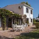 Villa Escocia
