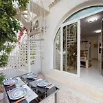 Bungalow Holiday Home
