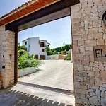 Villa Cau By Villa Plus