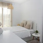 Marina Real I