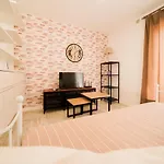Apartamento Loft Con Terreno Privado Y Parking Compartido - A 800M De Playa Poniente