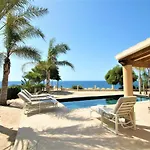 Holiday Home Taty By Interhome
