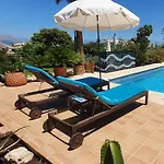 Villa Las Palmeras With Private Pool And Garden