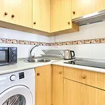 Santa Trinidad 1 Bedroom Apartment With Pool