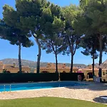 Apartamento Con Terraza En Complejo Con 2 Piscinas