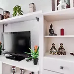 Espanhouse David 2 Bedroom Apartment Torrevieja With Pool