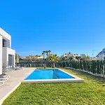 Belvilla By Oyo Villa Clem