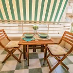 Feines Appartement Mit Hafenblick