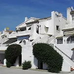 Morairas Lovers Nest In Villa Park Villotel No001