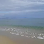 Bonito Piso Con Vistas Al Mar.