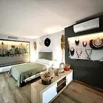 Pandora Loft