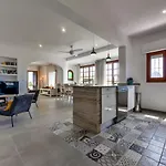 Villa Jardin - Grupo Turis