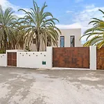 Villa Moai - Plusholidays