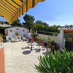 Casa Dina - Ferienhaus Fuer 4 Personen Mit Grossem Gemeinschaftspool
