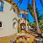 May-10 - Modern, Well-Equipped Villa With Private Pool In Benissa